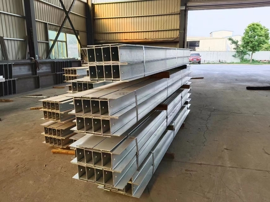 DIN JIS PFC Galvanis 100mm C Bagian Baja Balok Untuk Luar Ruang