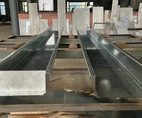 Lantai halus Finish Beton Pertahanan Tembok Sleeper Cetakan Untuk Precast Sleepers Desain yang dapat disesuaikan