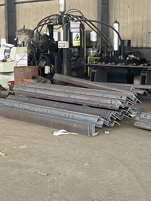 Hot Rolled Galvanized Steel Lintels Sempurna Untuk Rangka Rumahan / Komersial yang kokoh