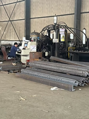 Korosi tahan Galvanized Steel Angle Lintels Luas yang dapat disesuaikan