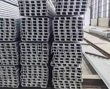 OEM Pengeboran Bagian C Galvanis Dengan Galvanisasi Panas Panjang 900mm-18000mm