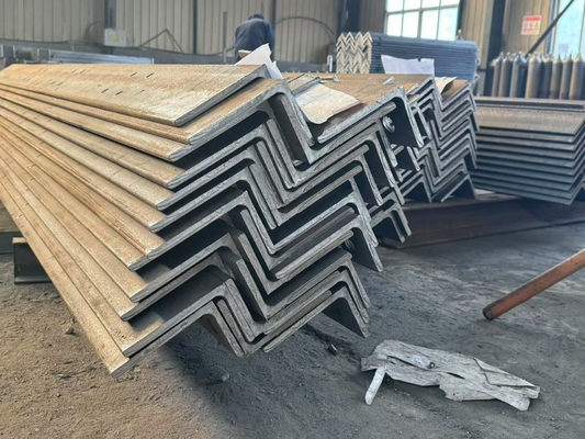 Hot Rolled Galvanized Steel Angle Lintel Untuk Bangunan Sipil Pintu Frame Desain Disesuaikan