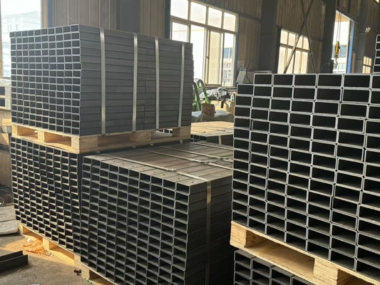 Tinggi Kekuatan persegi panjang Steel Tube Struktural Grade persegi panjang Hollow Section Pipe