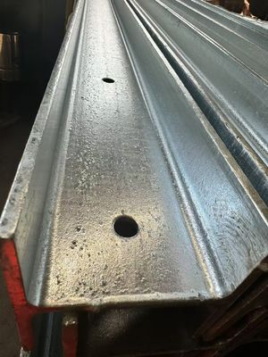 Premium Galvanized H Bagian Baja Tinggi Kekuatan Korosi tahan Struktural H Balok Untuk Industri